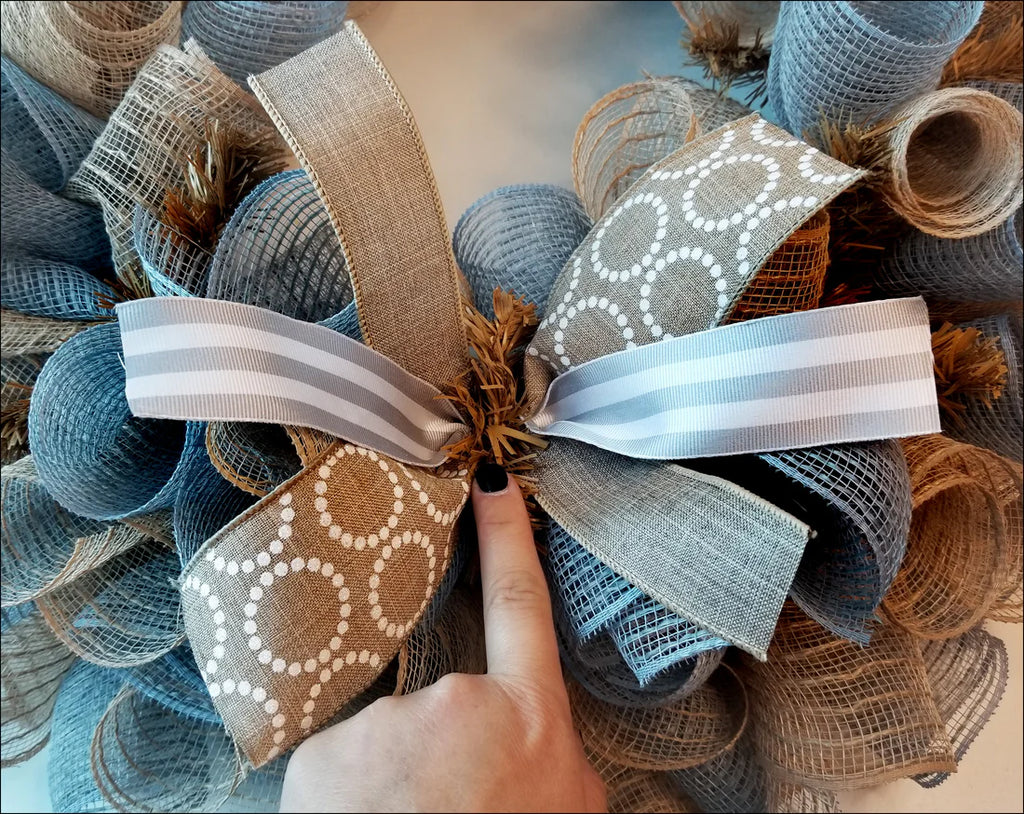 How to design a wreath for your door!